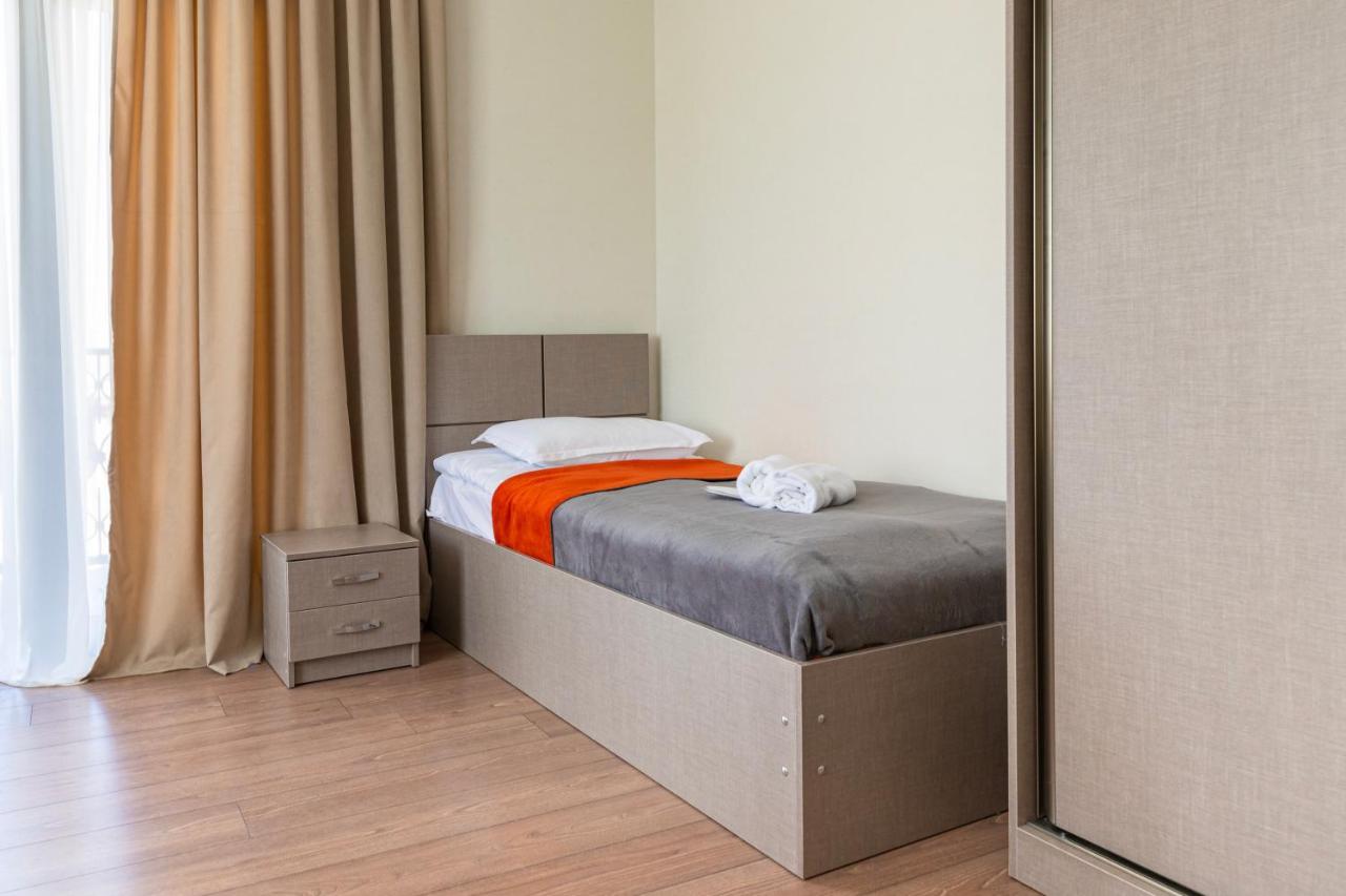 Cliff House Hotel Kasbegi Buitenkant foto