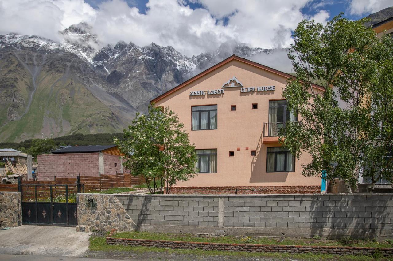 Cliff House Hotel Kasbegi Buitenkant foto